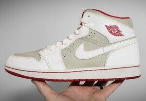 2008 Nike Air Jordan 1 Retro Hare Bugs Bunny SAMPLE 999999999 SIZE 12.5 RARE 3 4